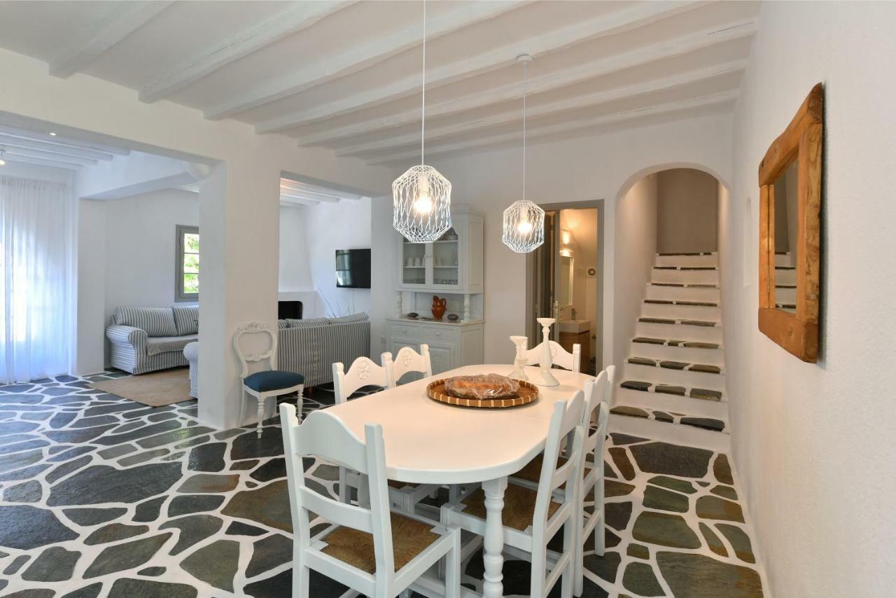Santa Flora 3 Bedroom House A ParikiaaS Edge Parikia  Exterior photo